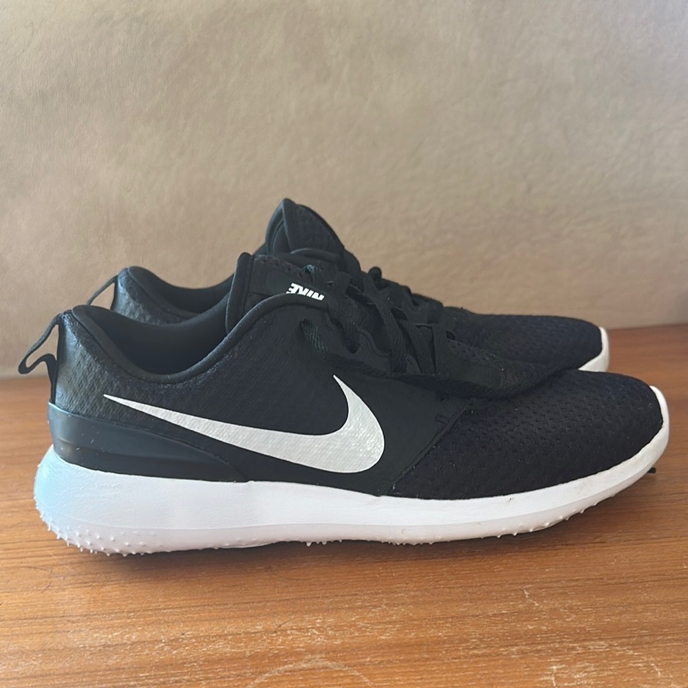 Women’s Nike Roshe Golf Shoes